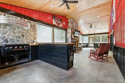 Tiny photo for 1568 Bent Creek Road Rd, Concord, VA 24538 (MLS # 364299)