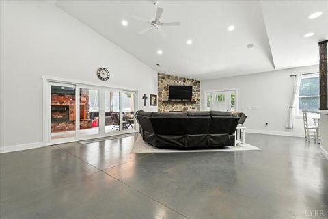 Tiny photo for 1568 Bent Creek Road Rd, Concord, VA 24538 (MLS # 364299)