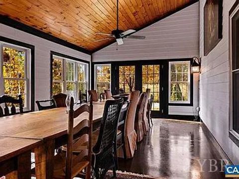 Tiny photo for 325 Old Roseland Road, Roseland, VA 22967 (MLS # 366592)