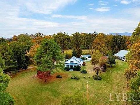 Tiny photo for 325 Old Roseland Road, Roseland, VA 22967 (MLS # 366592)