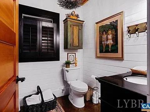 Tiny photo for 325 Old Roseland Road, Roseland, VA 22967 (MLS # 366592)