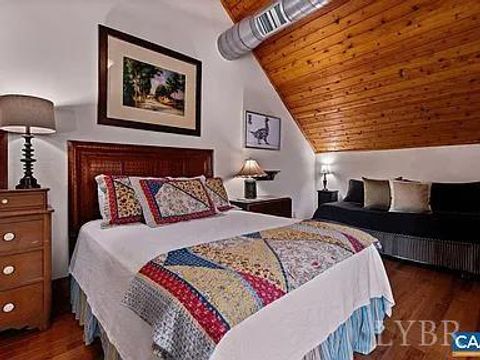 Tiny photo for 325 Old Roseland Road, Roseland, VA 22967 (MLS # 366592)