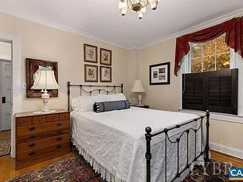 Tiny photo for 325 Old Roseland Road, Roseland, VA 22967 (MLS # 366592)