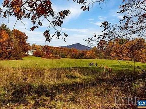 Tiny photo for 325 Old Roseland Road, Roseland, VA 22967 (MLS # 366592)