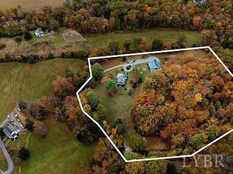 Tiny photo for 325 Old Roseland Road, Roseland, VA 22967 (MLS # 366592)