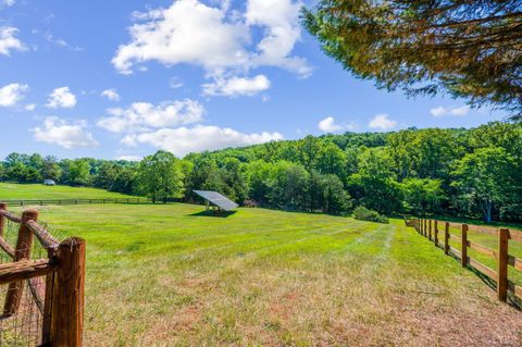 Tiny photo for 115 Meadowridge Drive, Lynchburg, VA 24503 (MLS # 366775)