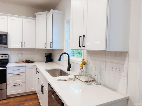 Tiny photo for 110 Aaron Place #703, Lynchburg, VA 24502 (MLS # 365960)