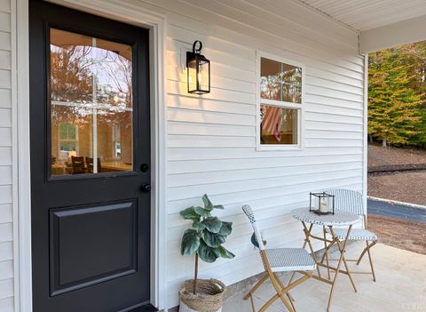 Tiny photo for 110 Aaron Place #703, Lynchburg, VA 24502 (MLS # 365960)