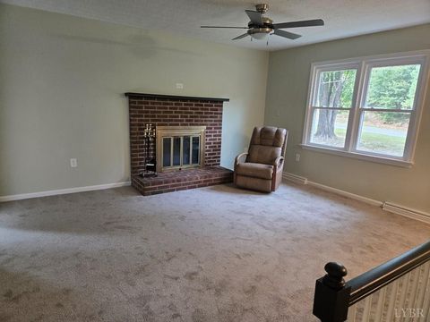Tiny photo for 1409 High Street, Farmville, VA 23901 (MLS # 362223)
