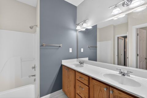 Tiny photo for 101 Duncraig Drive #204, Lynchburg, VA 24502 (MLS # 366662)