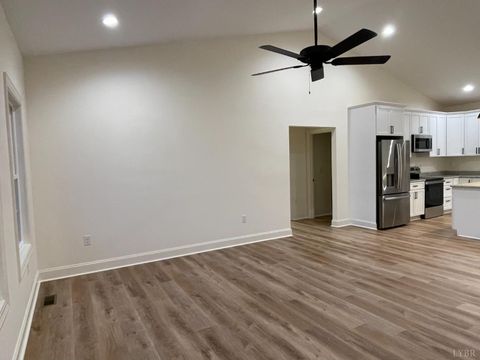 Tiny photo for 511 Otey, Bedford, VA 24523 (MLS # 364565)