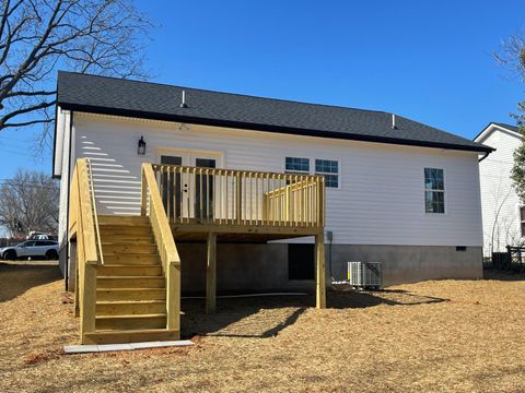 Tiny photo for 511 Otey, Bedford, VA 24523 (MLS # 364565)