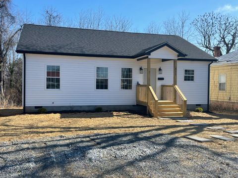 Photo of 511 Otey, Bedford, VA 24523 (MLS # 364565)