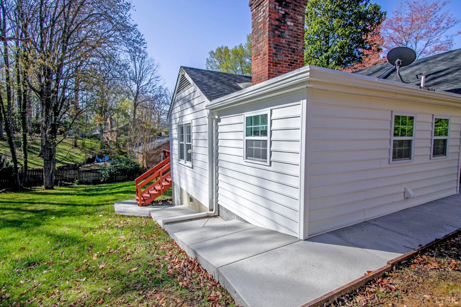 2004 Burnt Bridge Road, Lynchburg, Virginia image 46