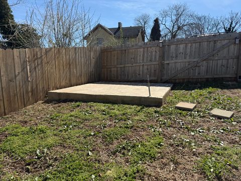 Tiny photo for 304 Walnut Street, Lynchburg, VA 24504 (MLS # 365212)