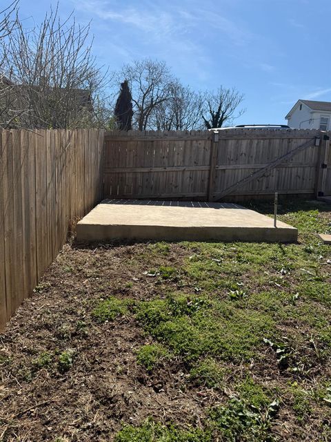 Tiny photo for 304 Walnut Street, Lynchburg, VA 24504 (MLS # 365212)