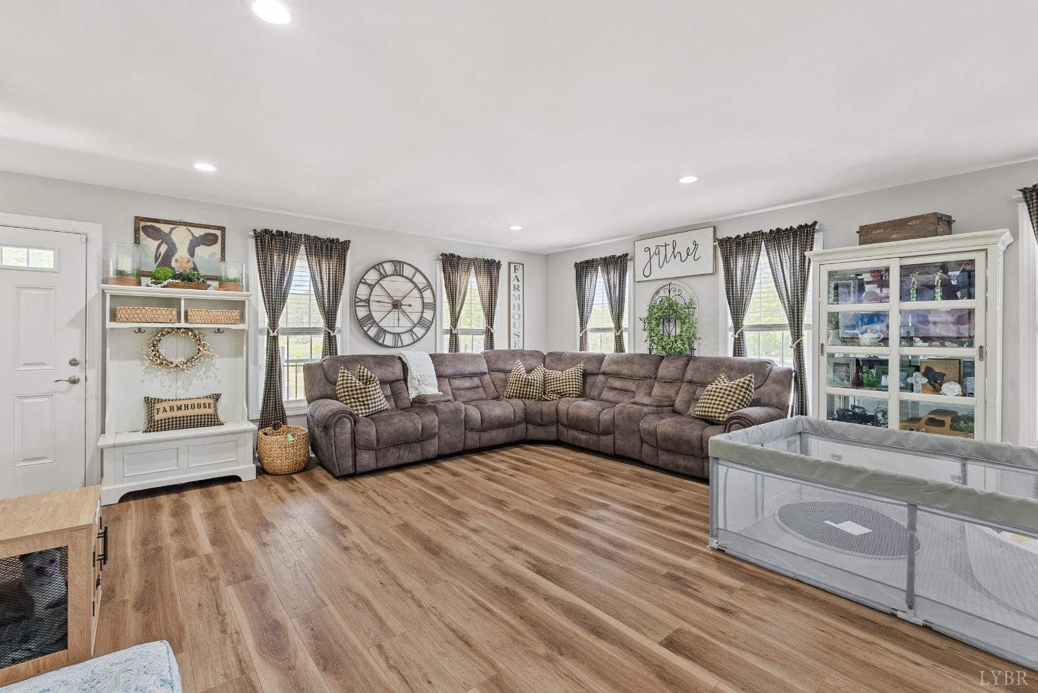 4607 Lowry Road, Goode, Virginia image 4