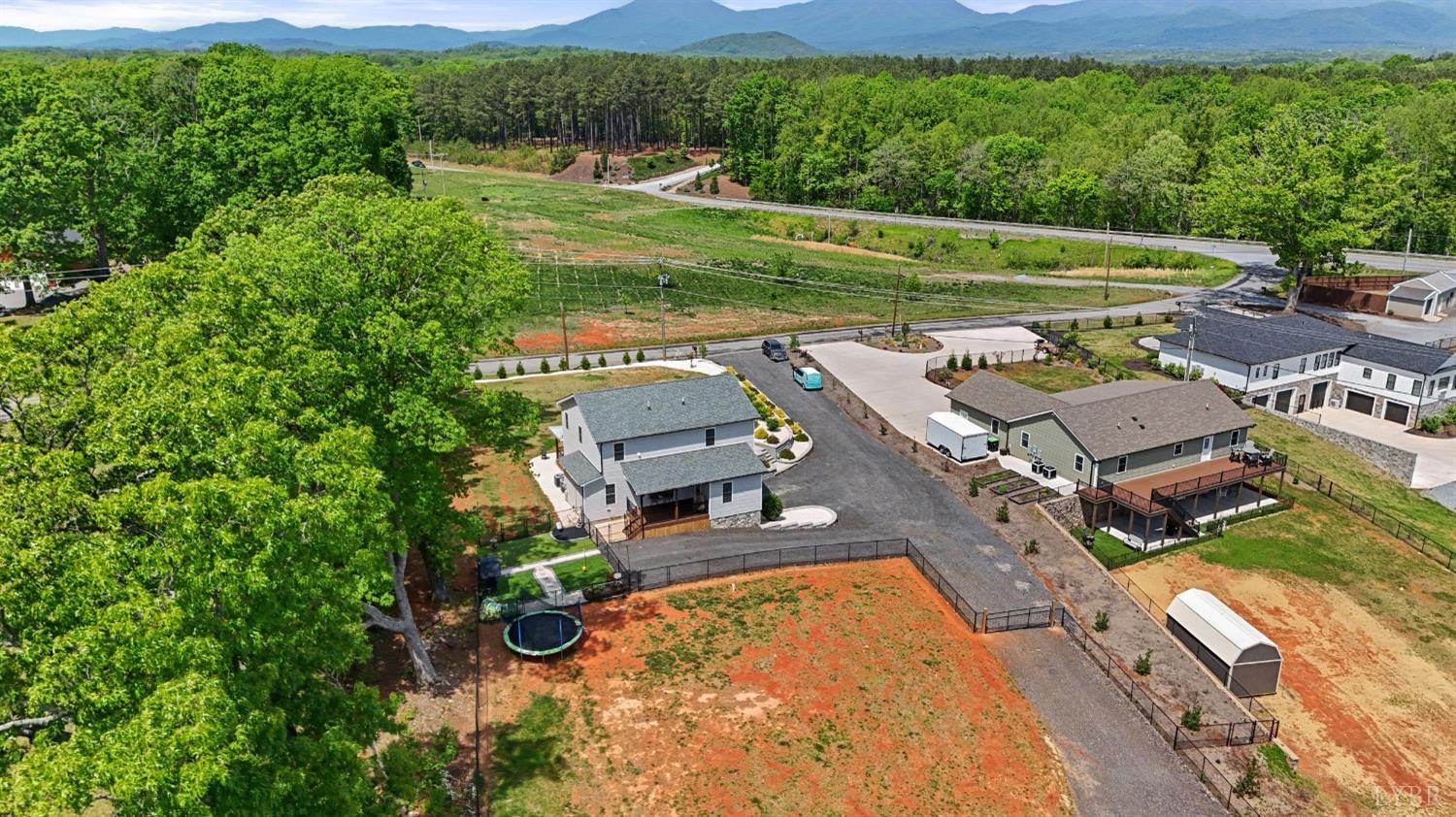 4607 Lowry Road, Goode, Virginia image 47