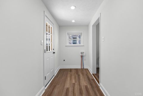 Tiny photo for 223 wadsworth Street, Lynchburg, VA 24501 (MLS # 364549)