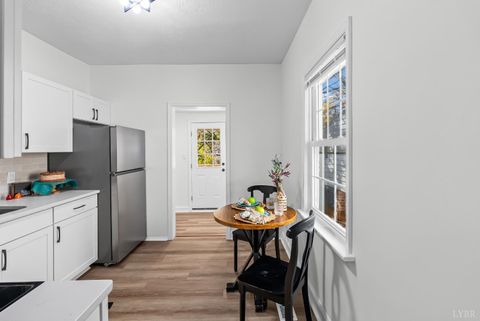 Tiny photo for 223 wadsworth Street, Lynchburg, VA 24501 (MLS # 364549)