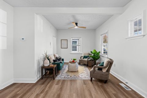 Tiny photo for 223 wadsworth Street, Lynchburg, VA 24501 (MLS # 364549)