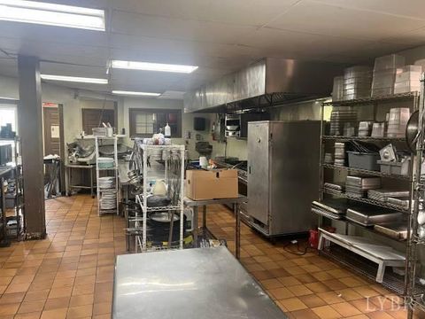 Tiny photo for 124 S Bridge Street, Bedford, VA 24523 (MLS # 365086)