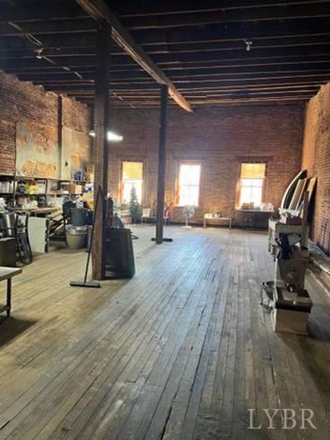 Tiny photo for 124 S Bridge Street, Bedford, VA 24523 (MLS # 365086)