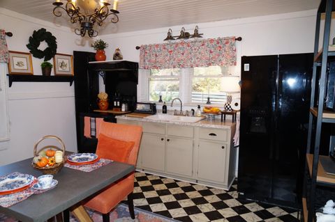 Tiny photo for 10188 Stage Coach Road, Gretna, VA 24557 (MLS # 362987)