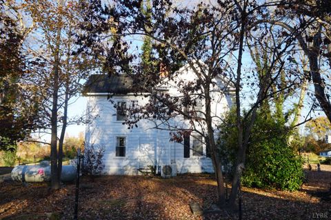 Tiny photo for 10188 Stage Coach Road, Gretna, VA 24557 (MLS # 362987)
