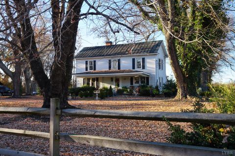 Tiny photo for 10188 Stage Coach Road, Gretna, VA 24557 (MLS # 362987)