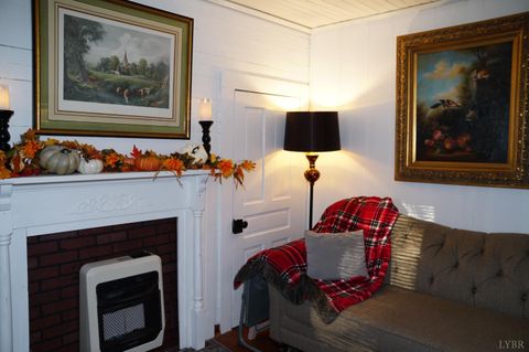 Tiny photo for 10188 Stage Coach Road, Gretna, VA 24557 (MLS # 362987)