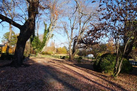 Tiny photo for 10188 Stage Coach Road, Gretna, VA 24557 (MLS # 362987)