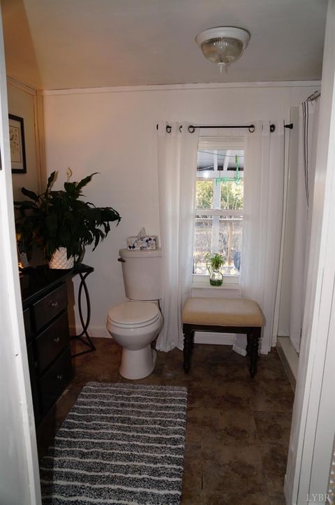 Tiny photo for 10188 Stage Coach Road, Gretna, VA 24557 (MLS # 362987)