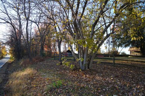 Tiny photo for 10188 Stage Coach Road, Gretna, VA 24557 (MLS # 362987)