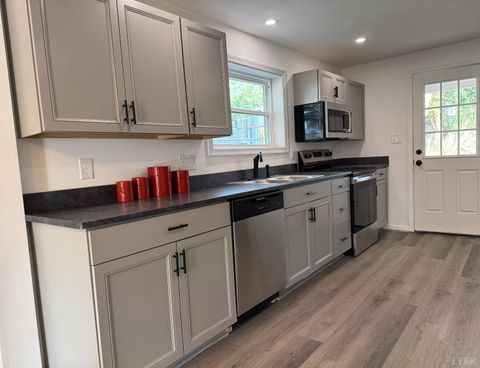 Tiny photo for 84 Polk Street, Lynchburg, VA 24504 (MLS # 362875)