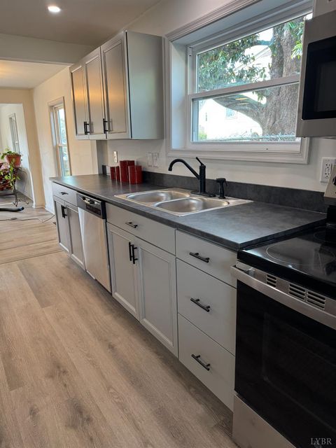 Tiny photo for 84 Polk Street, Lynchburg, VA 24504 (MLS # 362875)