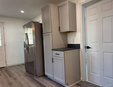 Tiny photo for 84 Polk Street, Lynchburg, VA 24504 (MLS # 362875)