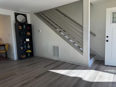 Tiny photo for 84 Polk Street, Lynchburg, VA 24504 (MLS # 362875)