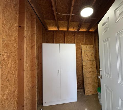 Tiny photo for 84 Polk Street, Lynchburg, VA 24504 (MLS # 362875)