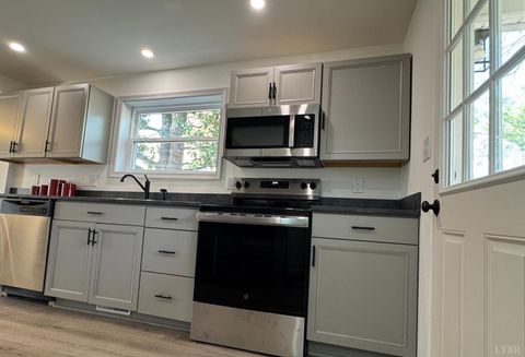 Tiny photo for 84 Polk Street, Lynchburg, VA 24504 (MLS # 362875)