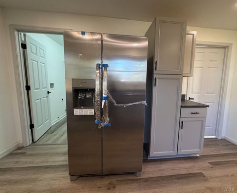 Tiny photo for 84 Polk Street, Lynchburg, VA 24504 (MLS # 362875)