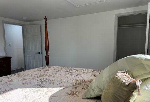 Tiny photo for 84 Polk Street, Lynchburg, VA 24504 (MLS # 362875)