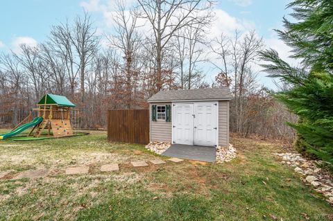 Tiny photo for 614 Carriage Parkway, Rustburg, VA 24588 (MLS # 363841)
