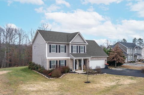 Photo of 614 Carriage Parkway, Rustburg, VA 24588 (MLS # 363841)