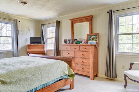 Tiny photo for 1304 Gills Road, Bedford, VA 24523 (MLS # 364976)