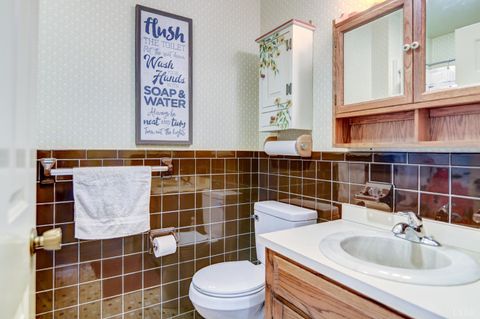 Tiny photo for 1304 Gills Road, Bedford, VA 24523 (MLS # 364976)