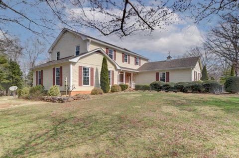 Tiny photo for 1304 Gills Road, Bedford, VA 24523 (MLS # 364976)