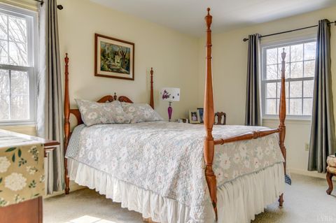 Tiny photo for 1304 Gills Road, Bedford, VA 24523 (MLS # 364976)