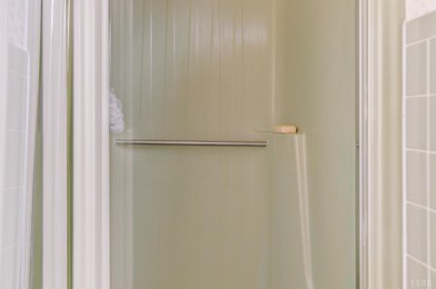 Tiny photo for 1304 Gills Road, Bedford, VA 24523 (MLS # 364976)