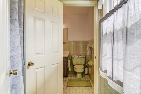 Tiny photo for 1304 Gills Road, Bedford, VA 24523 (MLS # 364976)